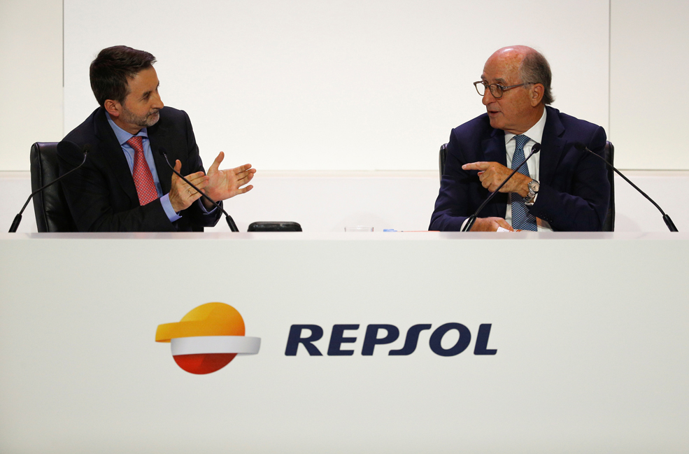 Repsol, líder en emisiones de CO2, logra en 2022 los mayores beneficios de su historia