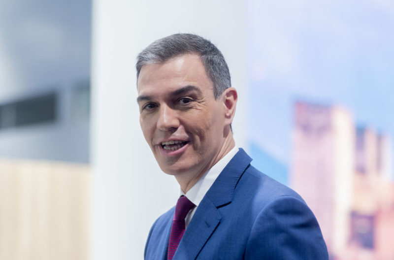 Sánchez: «Vamos a convertir el aeropuerto de Madrid en uno de los mayores del mundo»