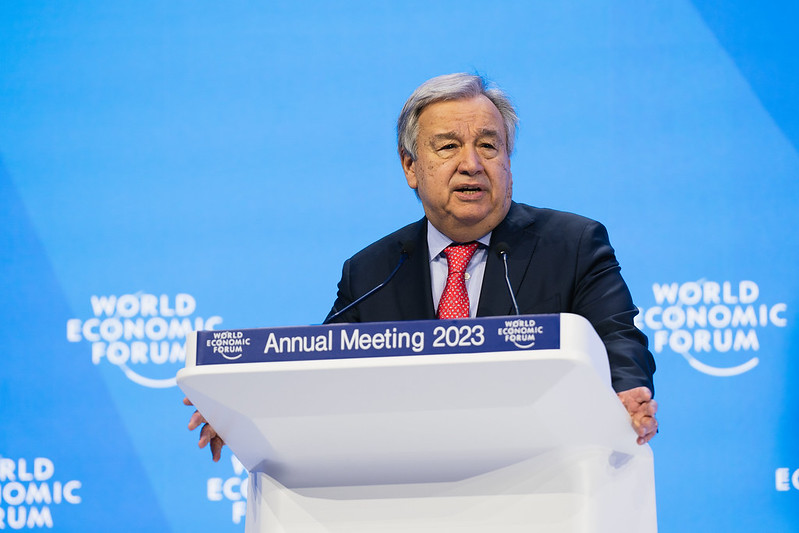 António Guterres: «Algunas petroleras vendieron la gran mentira. Los responsables deben rendir cuentas»