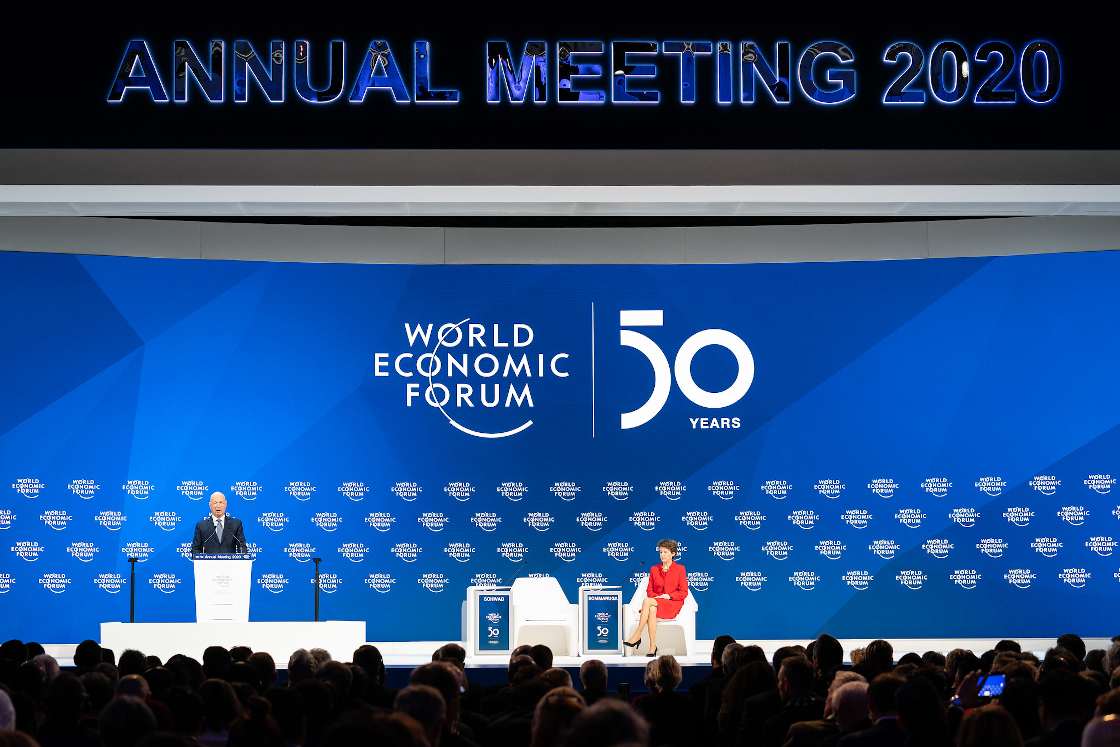 Greenpeace acusa de hipocresía al sector financiero reunido en Davos