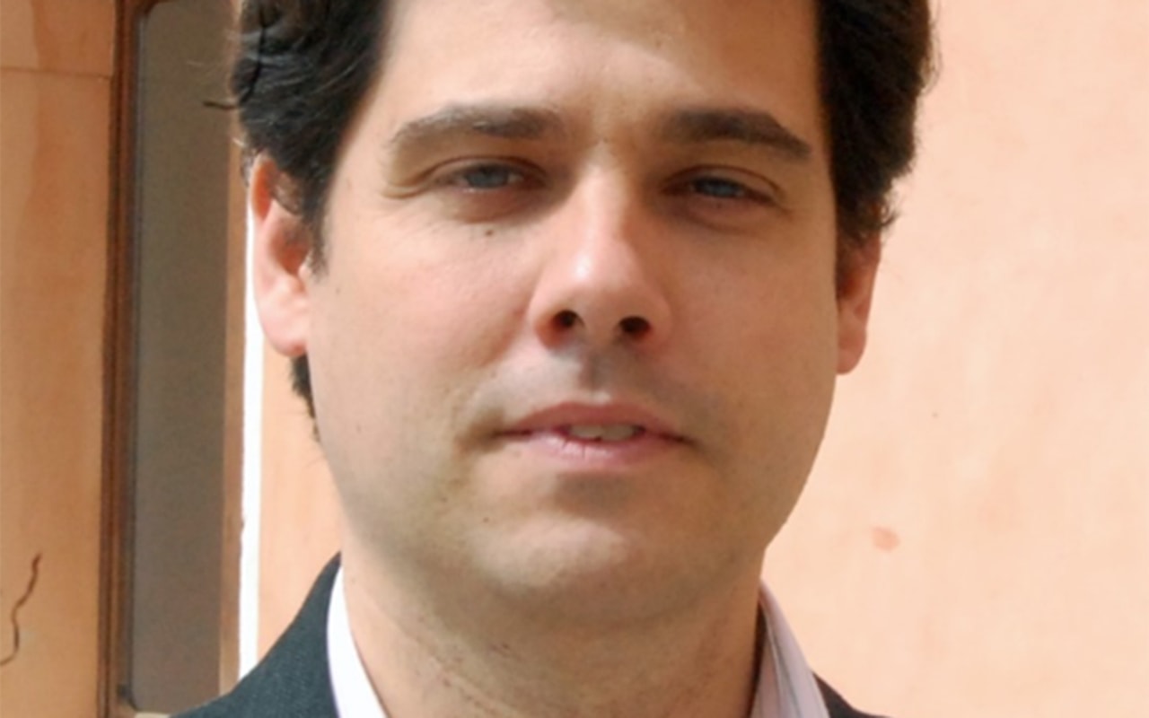 «La producción actual de litio no es suficiente para el despliegue del coche eléctrico»