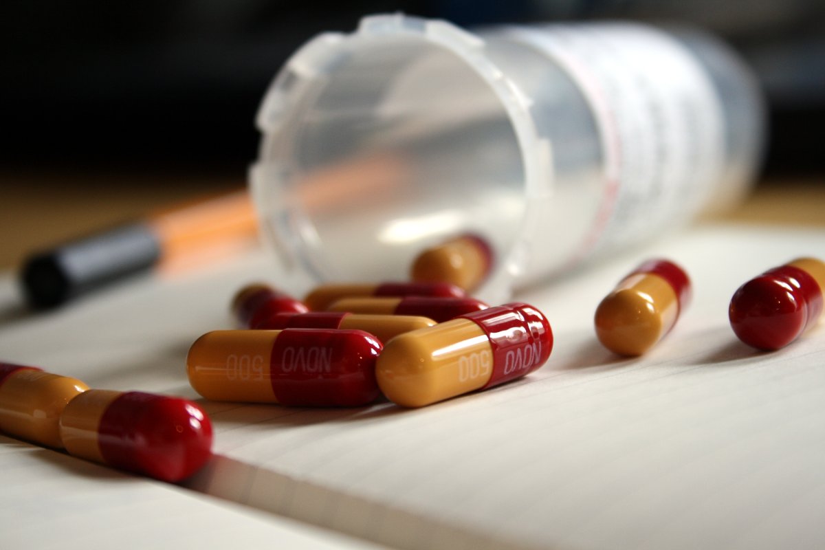A peor calidad del aire, más uso de antibióticos