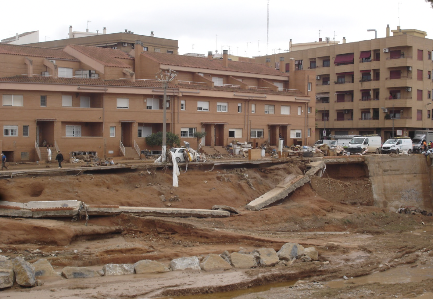 El paisaje de devastación apenas ha cambiado casi una semana después